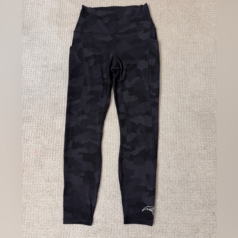 Rare Lululemon Leggings - Orlando Magic Camo Edition- Size 6